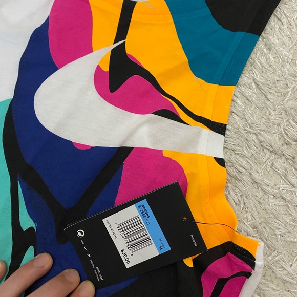 Nike running tops - Picture 2 of 2